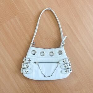 Wilsons Leather Maxima White Silver Leather Handbag Grunge Y2K Chain O Ring Stud
